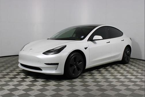 2023 Tesla Model 3 Standard Range
