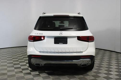 White 2023 Mercedes-Benz GLB 250 Base