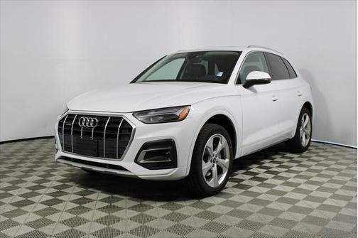 2021 Audi Q5 45 Premium Plus