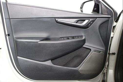 Glacier 2024 Kia EV6 Wind