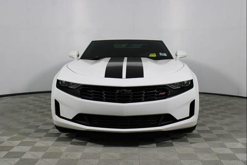 Summit White 2019 Chevrolet Camaro 1LT