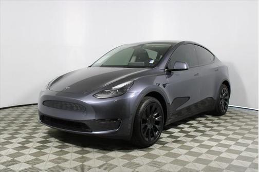 2023 Tesla Model Y RWD