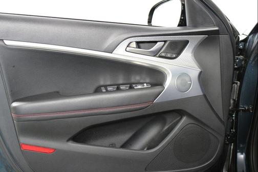 2023 Genesis G70 2.0T RWD