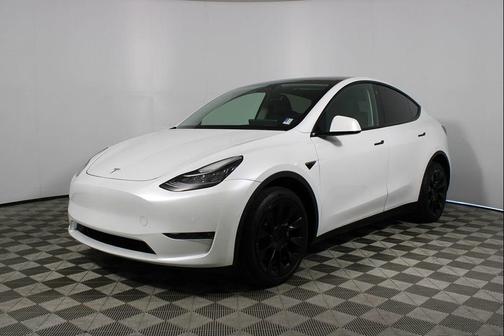 2022 Tesla Model Y Long Range Dual Motor All-Wheel Drive