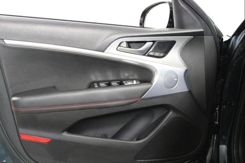 2023 Genesis G70 2.0T RWD