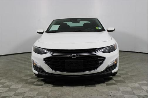 2023 Chevrolet Malibu FWD RS