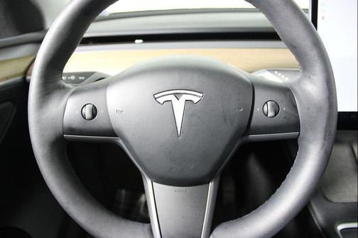 2024 Tesla Model Y Long Range Dual Motor All-Wheel Drive