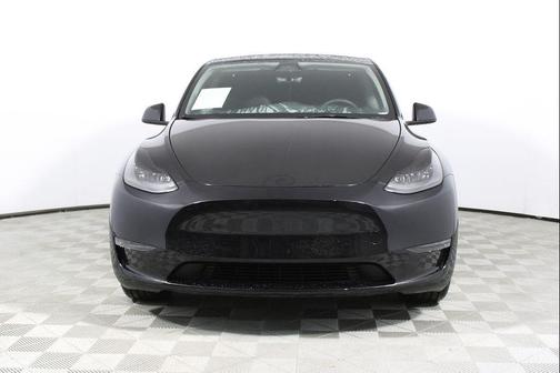 2024 Tesla Model Y Long Range Dual Motor All-Wheel Drive