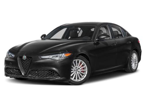 Vulcano Black Metallic 2023 Alfa Romeo Giulia Veloce RWD
