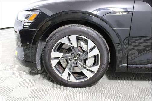2022 Audi e-tron Sportback S line Premium