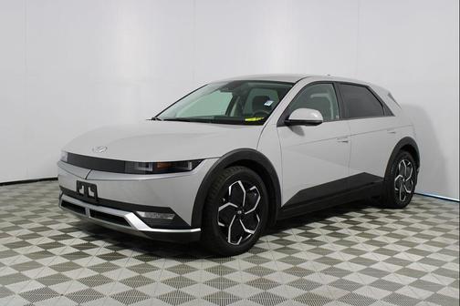 2024 Hyundai IONIQ 5 SE