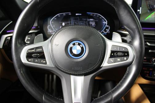 2022 BMW 530e Base