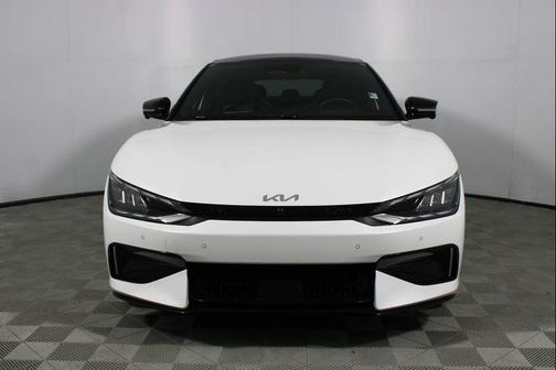 Snow White Pearl 2023 Kia EV6 GT