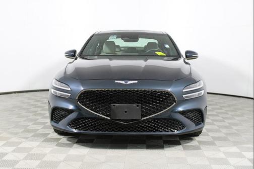 2023 Genesis G70 2.0T RWD
