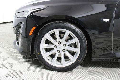 2023 Cadillac CT5 Luxury