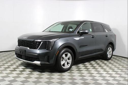 2024 Kia Sorento LX
