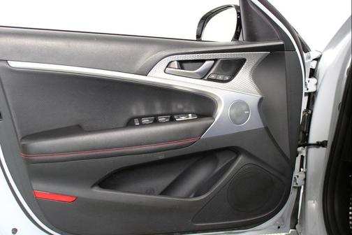 2023 Genesis G70 2.0T RWD