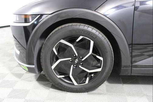 2023 Hyundai IONIQ 5 SE