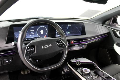 Snow White Pearl 2023 Kia EV6 GT-Line