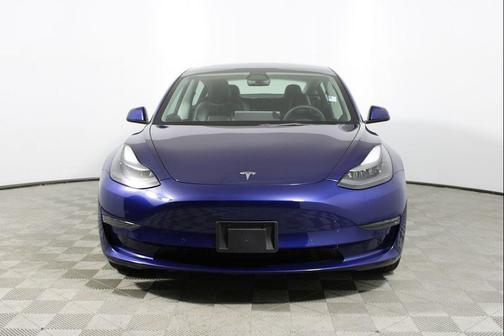 2022 Tesla Model 3 Standard Range
