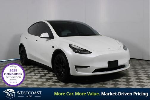 Pearl White Multi-Coat 2022 Tesla Model Y Long Range Dual Motor All-Wheel Drive