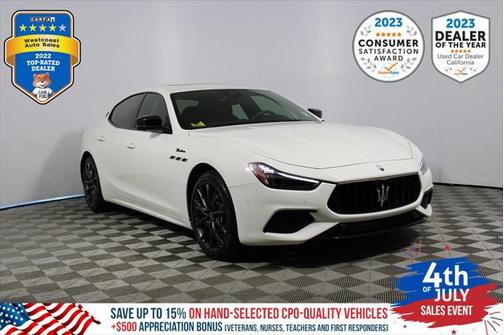 2022 Maserati Ghibli Modena Q4