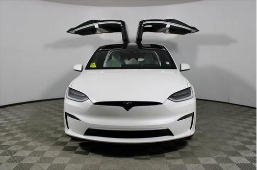 2022 Tesla Model X Dual Motor All-Wheel Drive