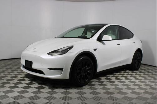 2022 Tesla Model Y Long Range Dual Motor All-Wheel Drive