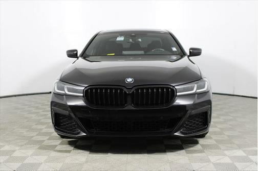 2022 BMW 530 i
