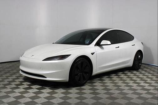 2025 Tesla Model 3 Long Range