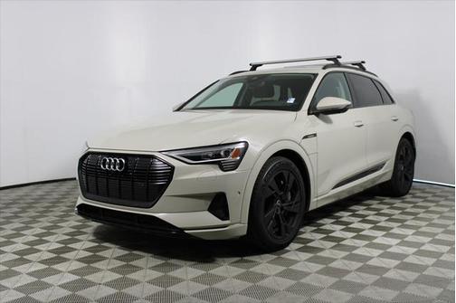 2021 Audi e-tron Premium