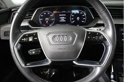 2021 Audi e-tron Premium