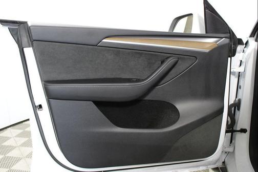 2023 Tesla Model Y Performance Dual Motor All-Wheel Drive