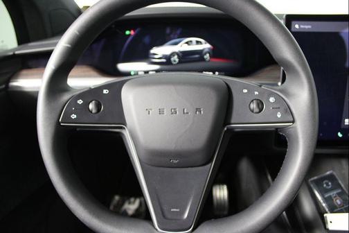 2024 Tesla Model X Long Range
