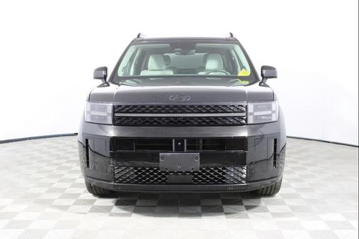 Phantom Black 2025 Hyundai SANTA FE Calligraphy