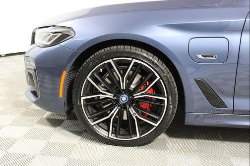 2023 BMW 530e Base