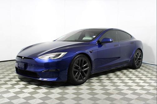2022 Tesla Model S Plaid