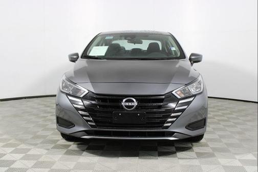 2024 Nissan Versa 1.6 SV