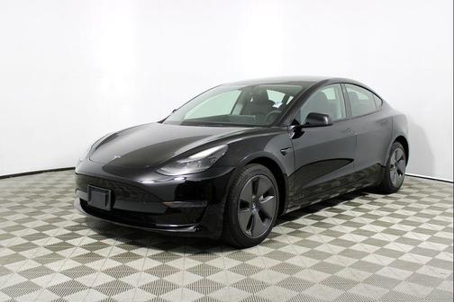 2023 Tesla Model 3 Standard Range