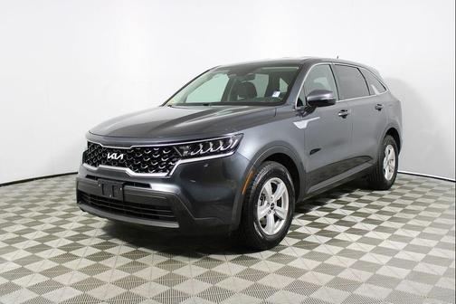 2022 Kia Sorento LX