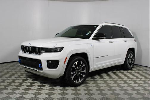 2022 Jeep Grand Cherokee 4xe Overland