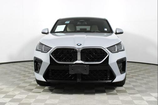 2025 BMW X2 xDrive28i