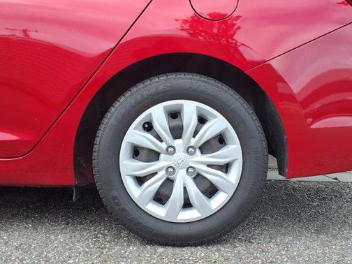 2021 Hyundai Accent SE