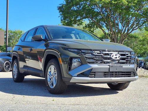 2025 Hyundai TUCSON SE