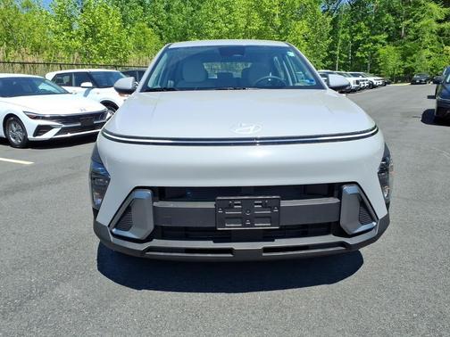 Cyber Gray Metallic 2026 Hyundai KONA SE