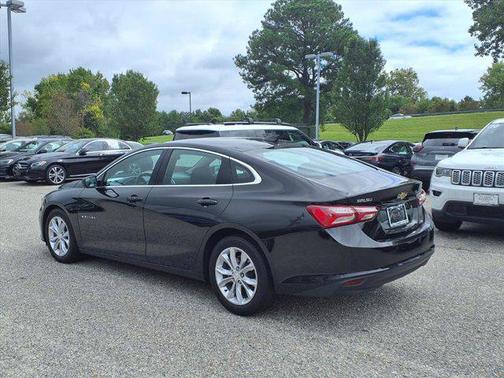 2022 Chevrolet Malibu FWD LT