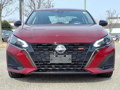 2023 Nissan Altima SR FWD
