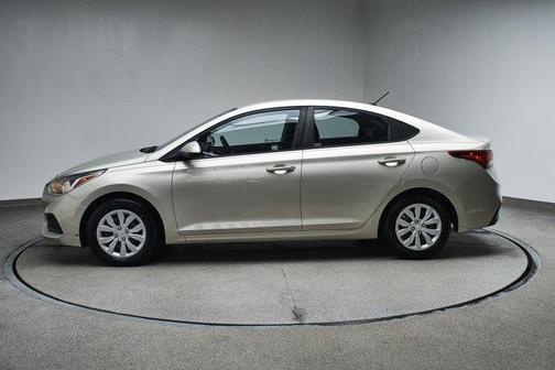 2019 Hyundai Accent SE