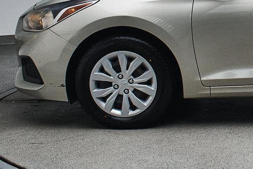 2019 Hyundai Accent SE