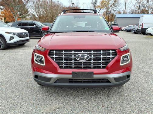 2023 Hyundai VENUE Limited
